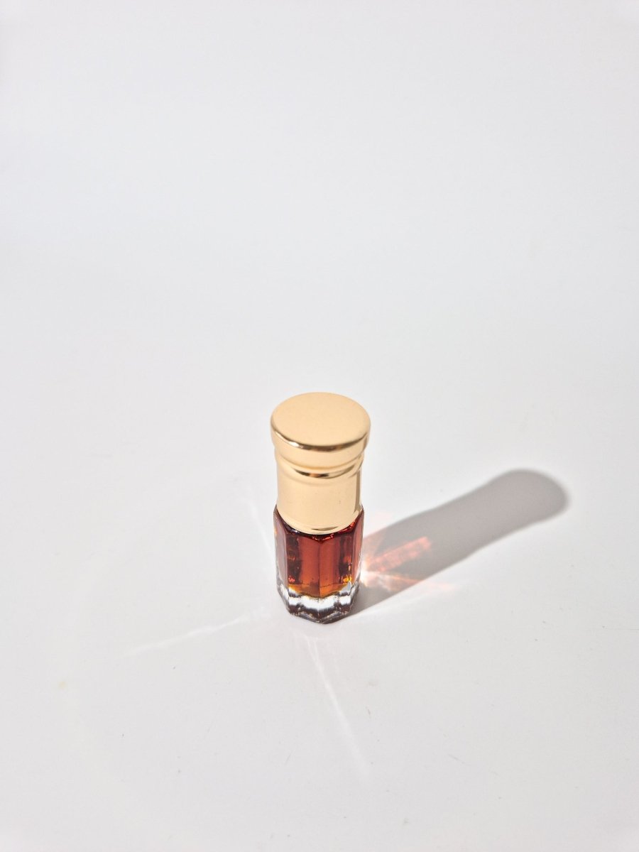 Wild Aged Cambodian - Dara ដារា - The Oud Trader